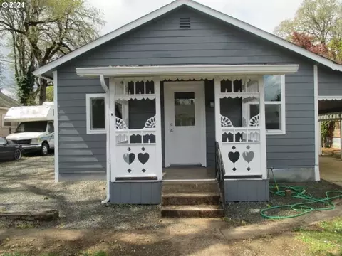 643 SW Robb St, Dallas, OR 97338