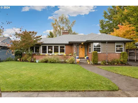 3545 SE Harold Ct, Portland, OR 97202