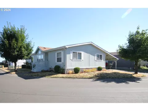 4155 NE Three Mile Ln #170, Mcminnville, OR 97128