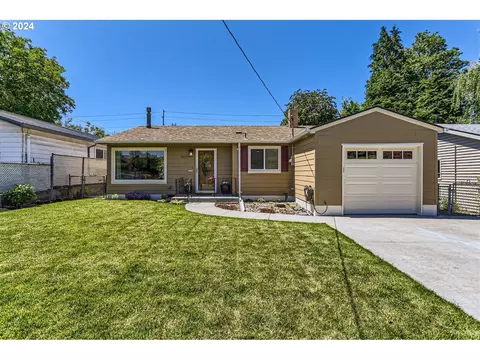 10117 N Mohawk Ave, Portland, OR 97203
