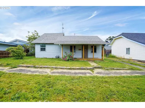 1135 SW Oregon Ave, Dallas, OR 97338
