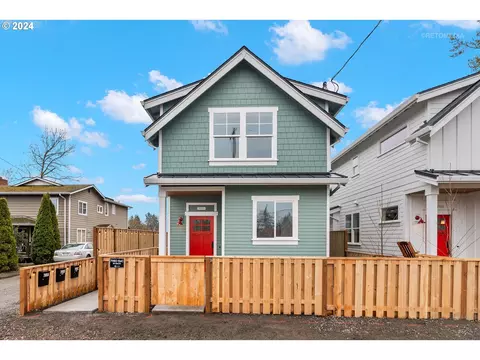 7980 SE Cooper St #A, Portland, OR 97206
