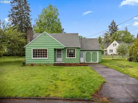 12444 SE Lincoln Ct, Portland, OR 97233