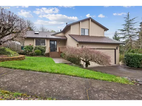 1414 SW 14th St, Gresham, OR 97080