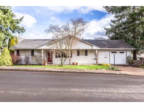 11940 SW King George Dr, Portland, OR 97224
