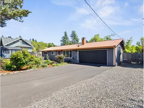15901 SE Harold Ave, Milwaukie, OR 97267