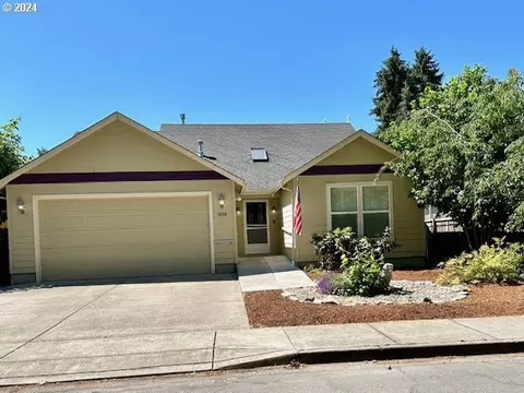 5530 Burnett Ave, Eugene, OR 97402