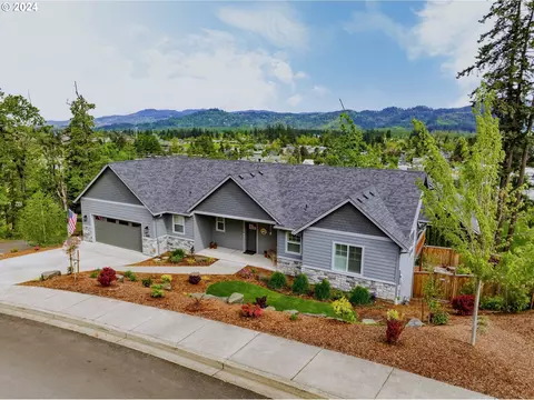 6448 Dogwood St, Springfield, OR 97478