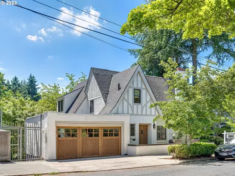 2306 SW Madison St, Portland, OR 97205