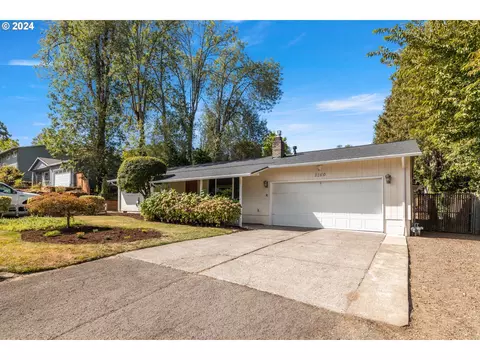 2160 19th St, West Linn, OR 97068