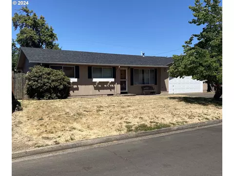 637 Clairmont Dr, Eugene, OR 97404