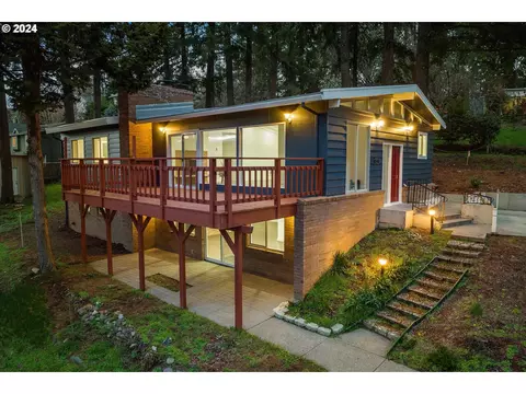 424 Sky Ln, Forest Grove, OR 97116