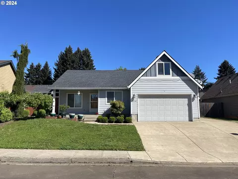 314 NW Pacific Hills Dr, Willamina, OR 97396