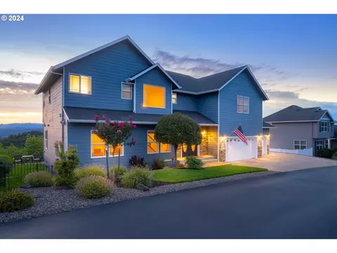 1000 NE Granite Ridge St, Roseburg, OR 97470