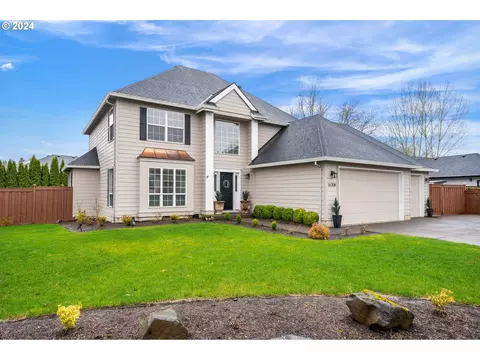16308 SW Cromwell Ct, Tigard, OR 97223