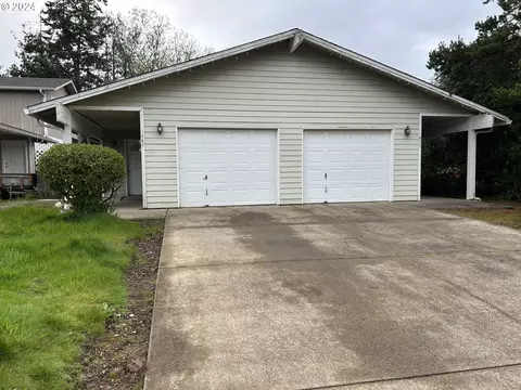 166575 34th St, Florence, OR 97439