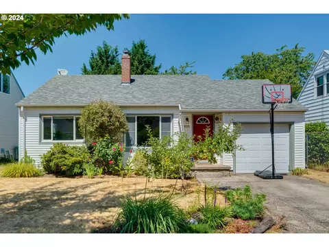 8305 NE Pacific St, Portland, OR 97220