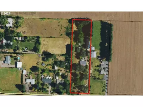 934 NW 22nd Ave, Canby, OR 97013