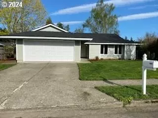 2320 SE Hudson Ct, Troutdale, OR 97060
