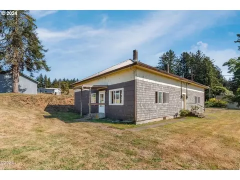 3460036100 Owens Dr, Cloverdale, OR 97112