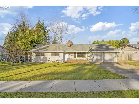 19105 SW Madeline St, Beaverton, OR 97078