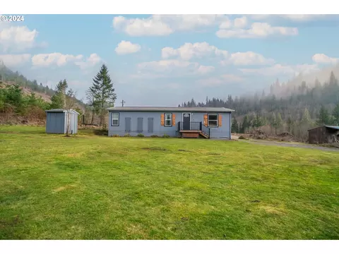 22233 NE Basket Flat Rd, Battle Ground, WA 98604