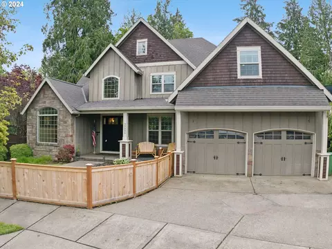 39586 Trillium Ave, Sandy, OR 97055