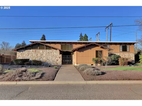 3801 Hawthorne Ave, Eugene, OR 97402