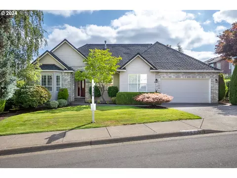 7646 SW Millerglen Dr, Beaverton, OR 97007
