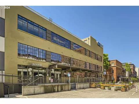 323 NW 13th Ave #411, Portland, OR 97209