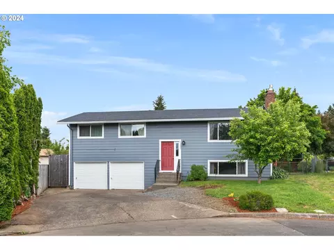 13297 Fortuna Ct, Oregon City, OR 97045
