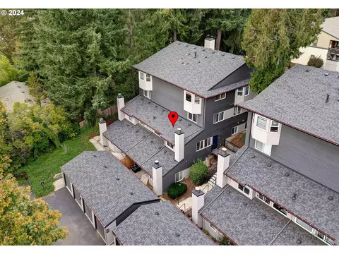 6208 NE 17th Ave #102, Vancouver, WA 98665