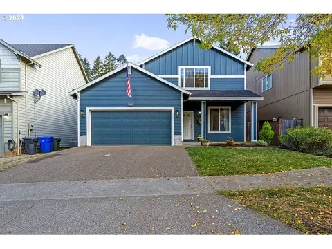 37827 Hamilton Ridge Dr, Sandy, OR 97055