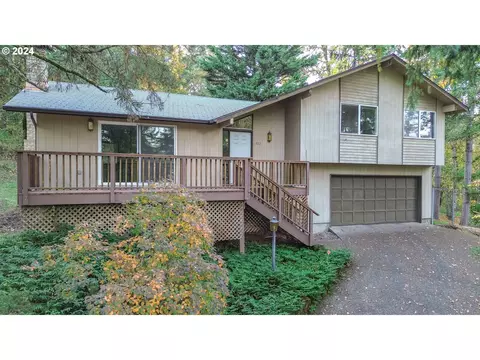 482 Brookside Dr, Eugene, OR 97405