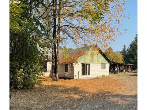 39802 Layng Creek Rd, Dorena, OR 97434