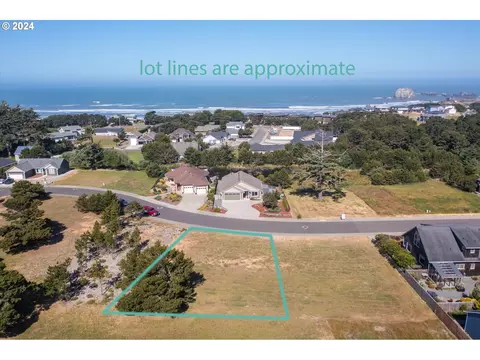 2732 Lincoln Ave SW #500, Bandon, OR 97411