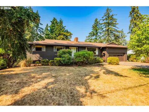 631 Charman St, Oregon City, OR 97045