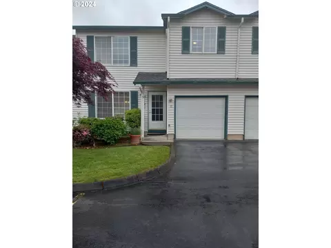 8904 NE 15th Ave #B16, Vancouver, WA 98665