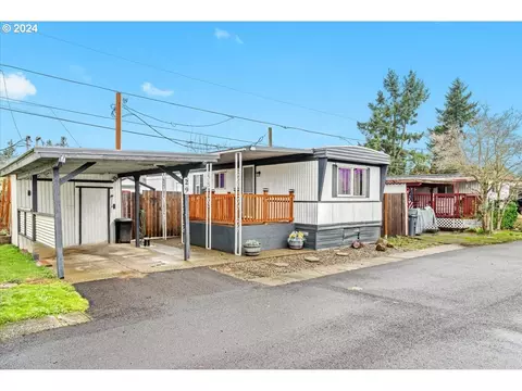 4882 Lancaster Dr, Salem, OR 97305