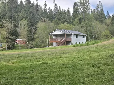 2262 Louis Creek Rd, Myrtle Creek, OR 97457