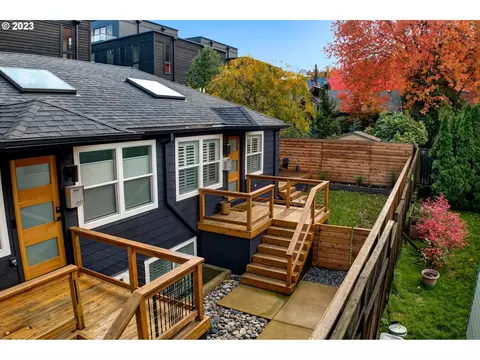 2824 NW Upshur St, Portland, OR 97210