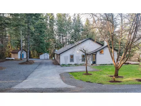 26485 S Ravens Rise Ln, Estacada, OR 97023