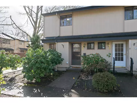 1438 Fetters Loop, Eugene, OR 97402