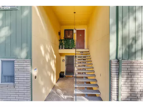 13155 SW Allen Blvd #24, Beaverton, OR 97005