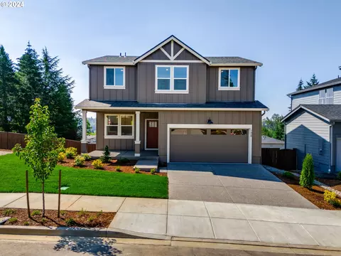 1428 W 18th St, La Center, WA 98629