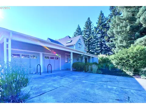Exterior - 1034 Lawrence St, Eugene, OR 97401 photo 10 of 10
