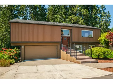 2237 SE Darling Ave, Gresham, OR 97080 photo 1