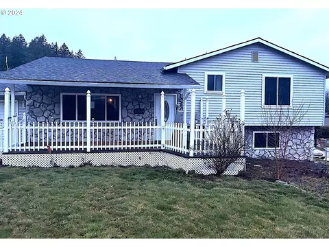 3574 NE 6th Ter, Gresham, OR 97030
