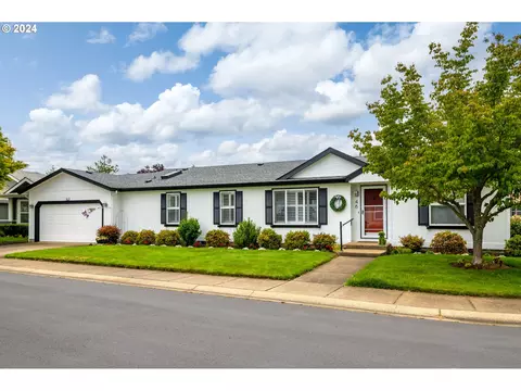 4055 Royal Ave #46, Eugene, OR 97402