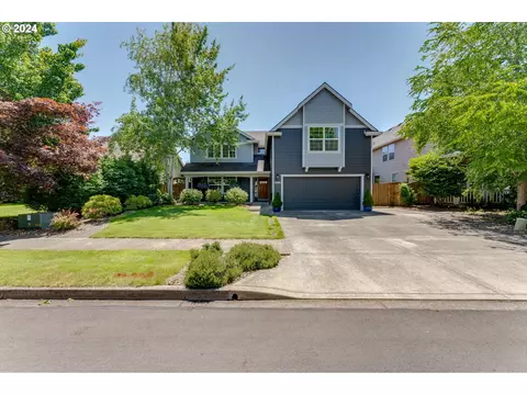 1988 NW Woodland Dr, Mcminnville, OR 97128